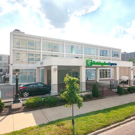 Holiday Inn Express St. Louis Central West End By Ihg Zewnętrze zdjęcie